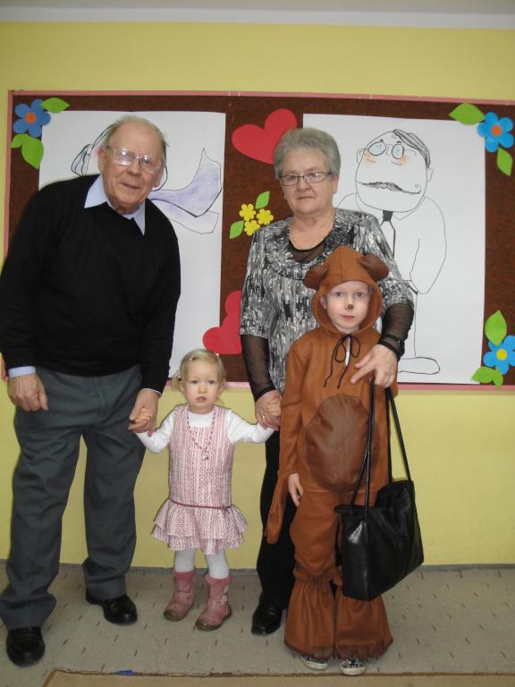 Wnuki i honorowi goście:)