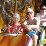 Tuż przed wjazdjem do pałacu strachów...