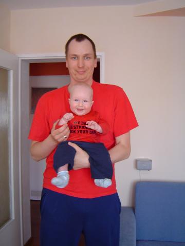 Pięść pięścią, ale pokojowe nastawienie przede wszystkim;)