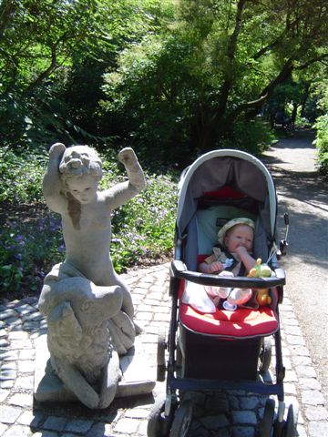 Hmm, co to za paskuda tu stoi?