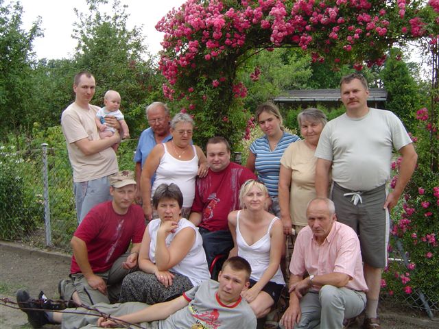 Gromadka świętujących