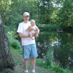 Nad stawkiem, opodal krzaczka...