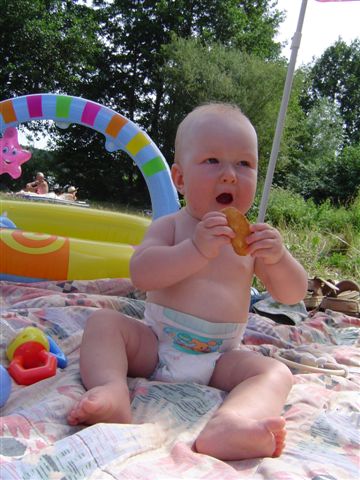 Zanim wprowadzimy przedmiot jadalny do otworu gębowego...