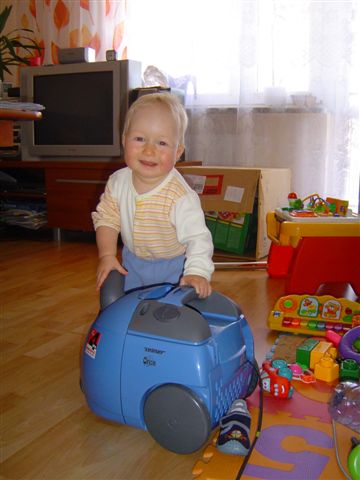 Mój pierwszy pojazd pchacz:)