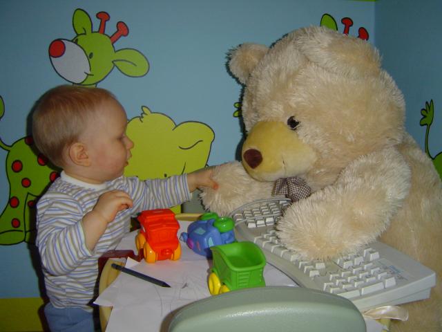 Ręce precz od zabawek!:)