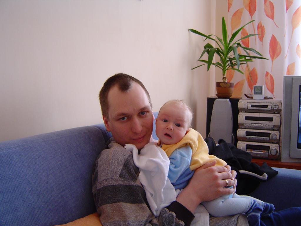 Tata ukrywa kompleksy czyli...