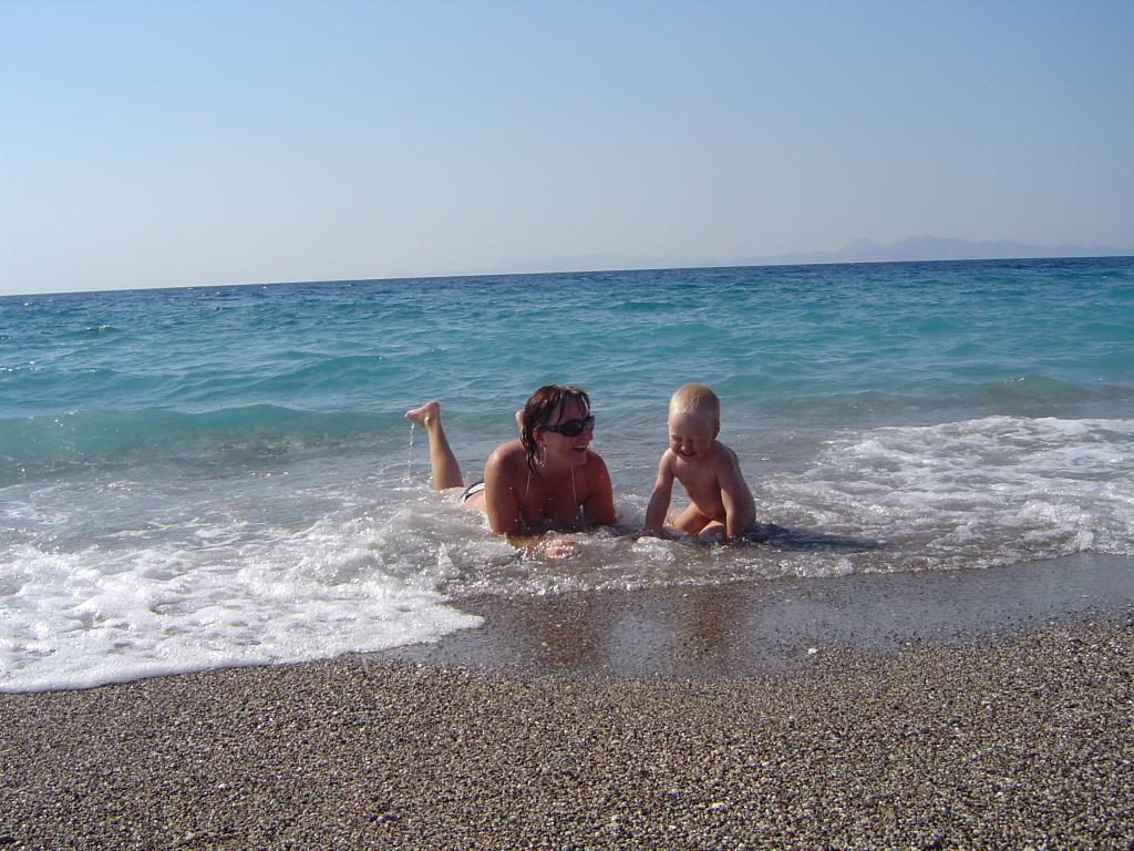 Wydostanie się na plażę wcale nie jest łatwe...