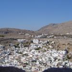Widok na miasteczko Lindos...