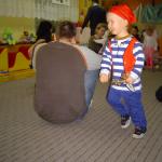 Stary niedźwiedź mocno śpi...